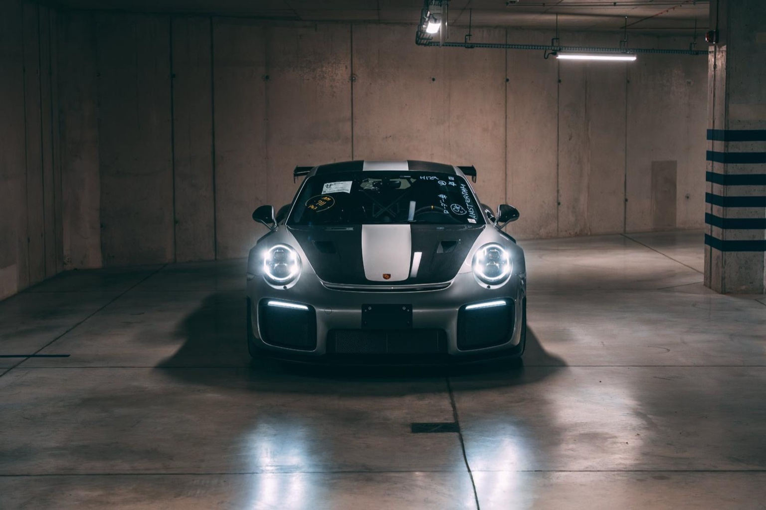 Porsche GT2 RS przód